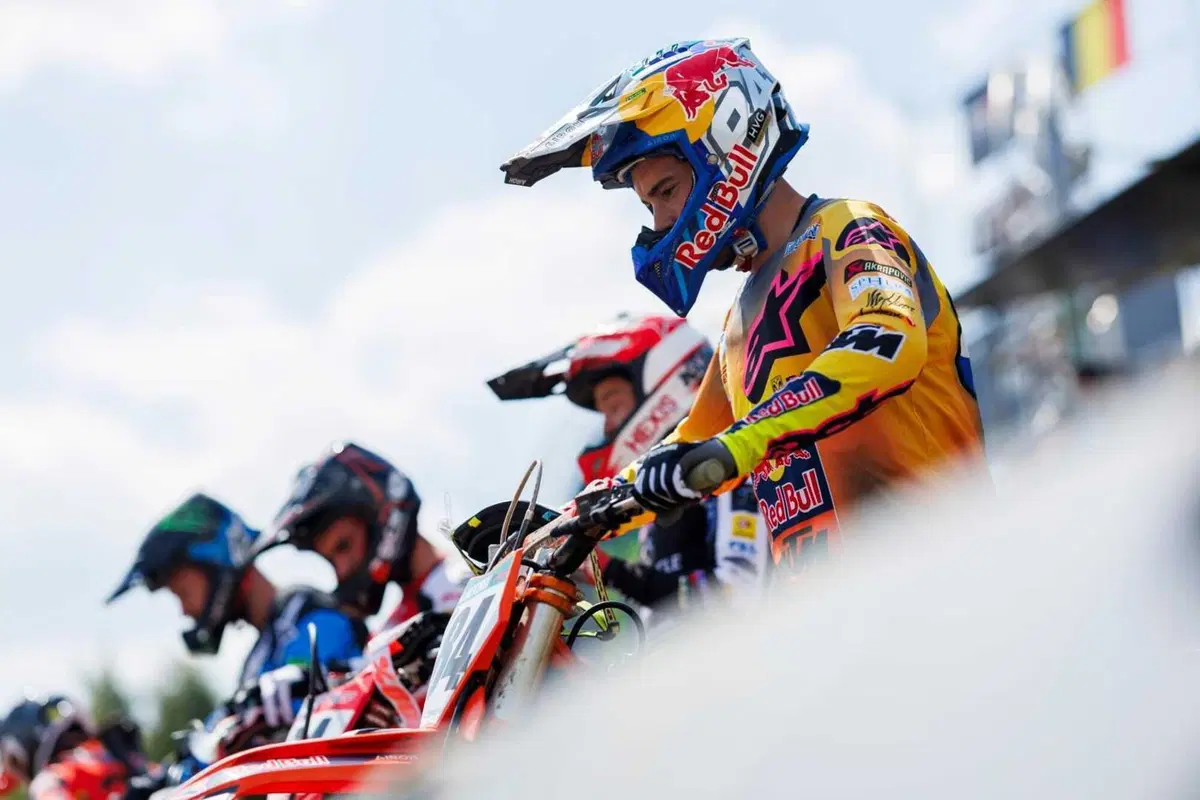 MXGP #16. GP Olanda. Travolgente doppietta Herlings, Prado più vicino a Gajser [VIDEO] (5)
