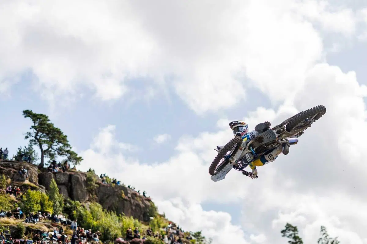 MXGP #16. GP Olanda. Travolgente doppietta Herlings, Prado più vicino a Gajser [VIDEO] (24)