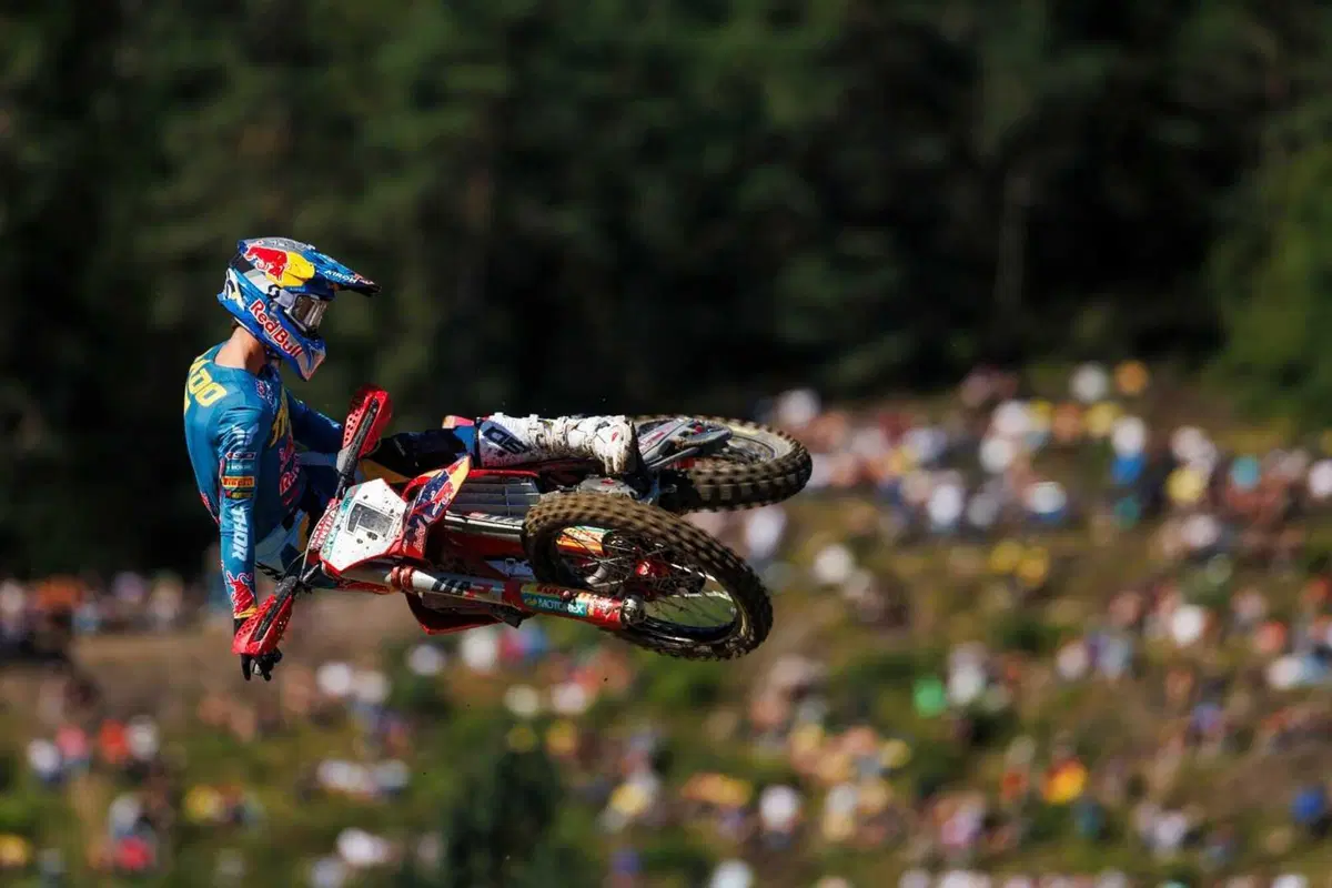 MXGP #16. GP Olanda. Travolgente doppietta Herlings, Prado più vicino a Gajser [VIDEO] (27)