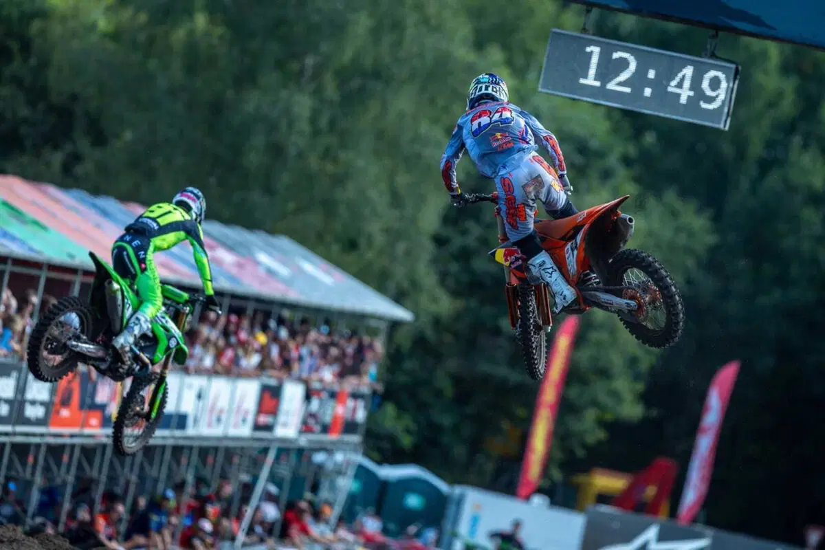 MXGP #16. GP Olanda. Travolgente doppietta Herlings, Prado più vicino a Gajser [VIDEO] (11)