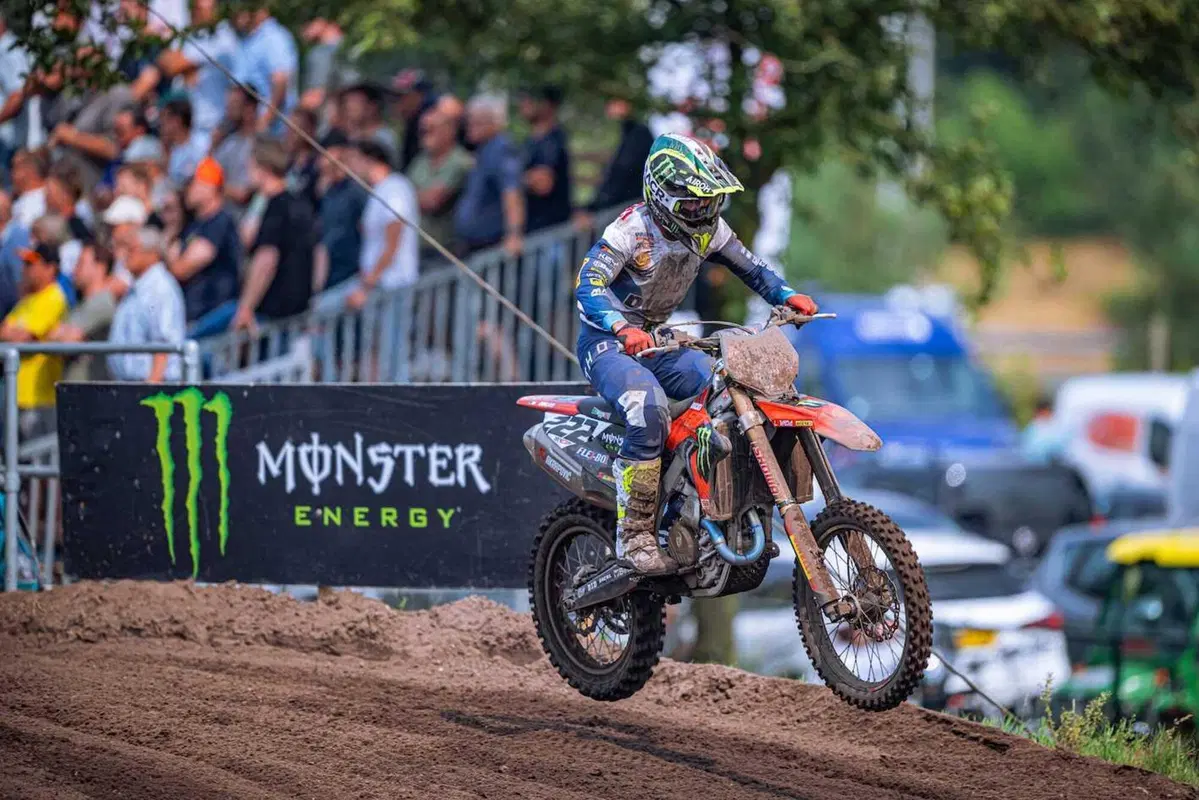 MXGP #16. GP Olanda. Travolgente doppietta Herlings, Prado più vicino a Gajser [VIDEO] (33)