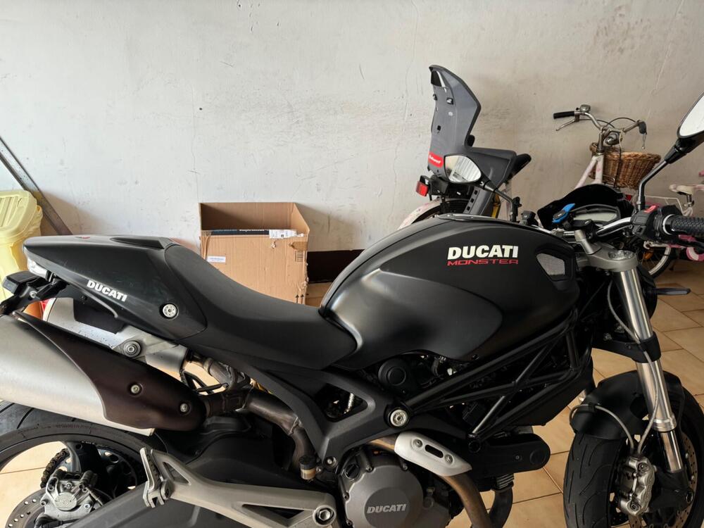 Ducati Monster 696 Plus (2007 - 14) (3)