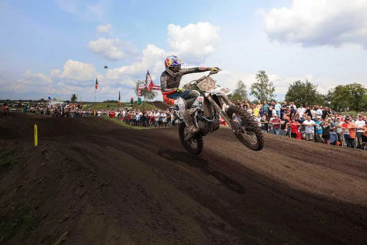 MXGP #16. GP Olanda. Travolgente doppietta Herlings, Prado più vicino a Gajser [VIDEO] (36)