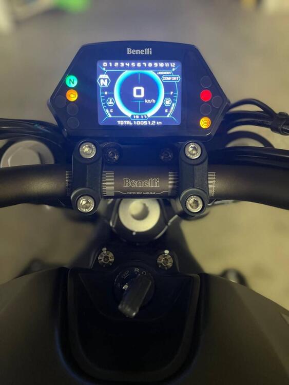 Benelli 502 C (2019 - 20) (2)