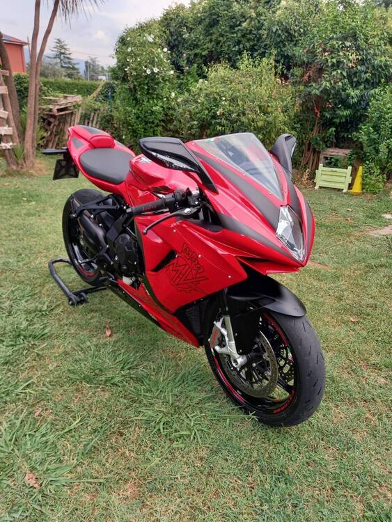 MV Agusta F3 800 Rosso (2021 - 23) (5)