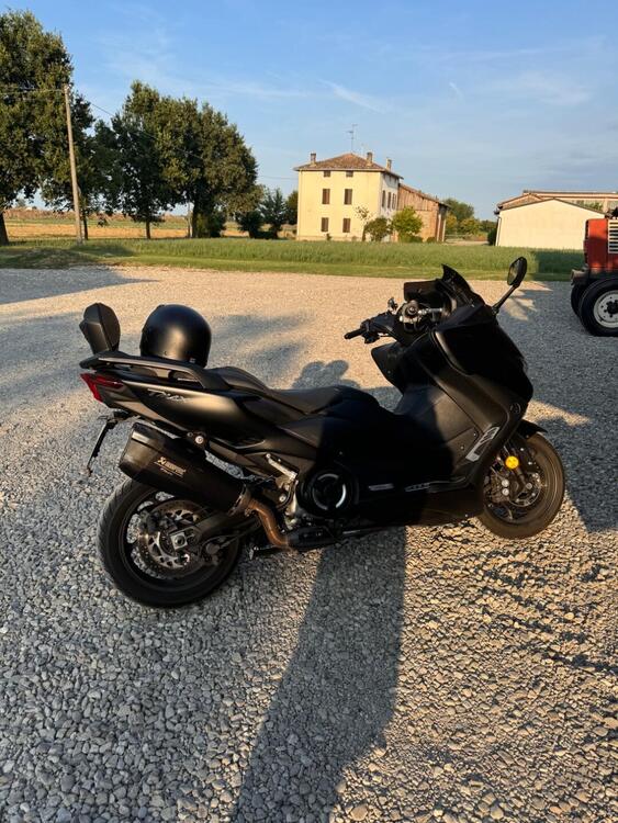 Yamaha T-Max 560 (2022 - 24)