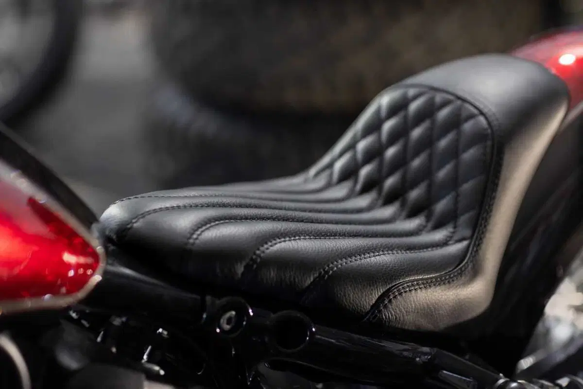 Una Scout in stile chopper old school conclude la serie Forged di Indian  (4)