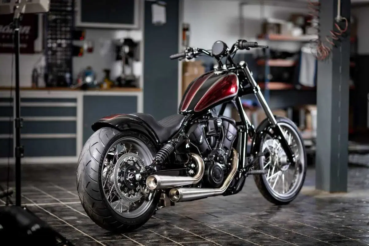 Una Scout in stile chopper old school conclude la serie Forged di Indian  (13)