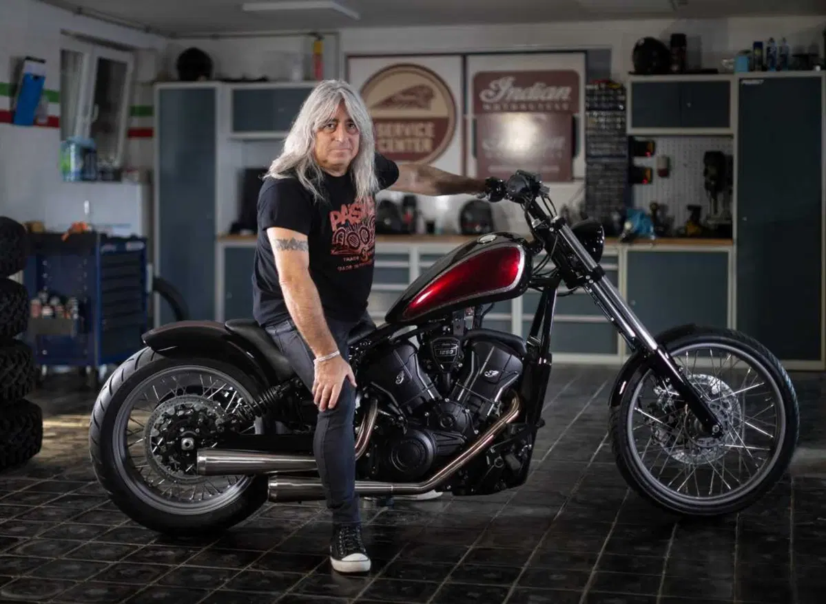 Una Scout in stile chopper old school conclude la serie Forged di Indian  (15)