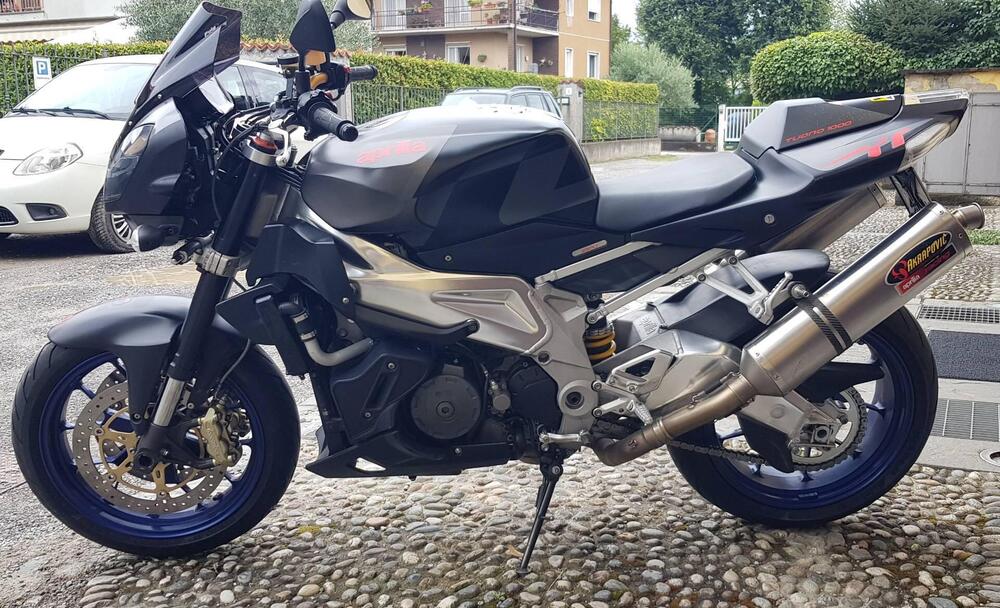 Aprilia Tuono 1000 R (2006 - 10) (3)