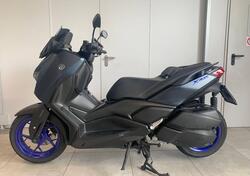 Yamaha X-Max 300 (2021 - 24) usata