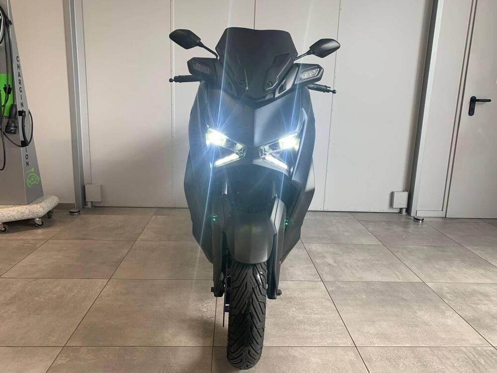 Yamaha X-Max 300 (2021 - 24) (4)