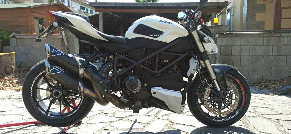 Ducati Streetfighter (2009 - 12) (3)