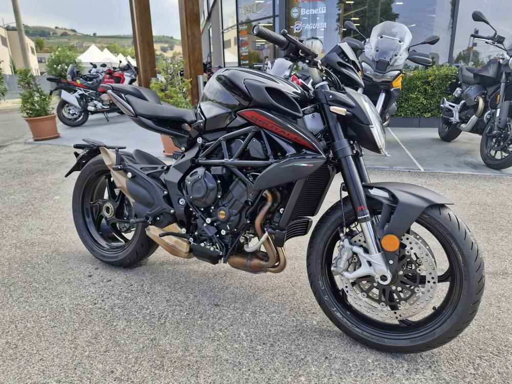 MV Agusta Brutale 800 R (2023 - 24) (2)