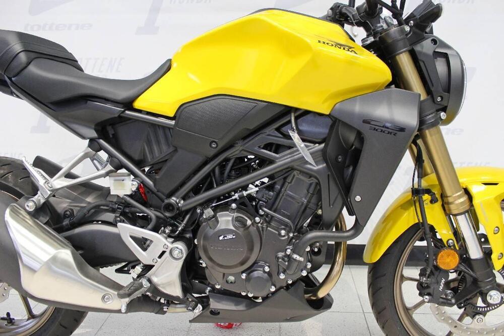 Honda CB 300 R (2022 - 24) (5)