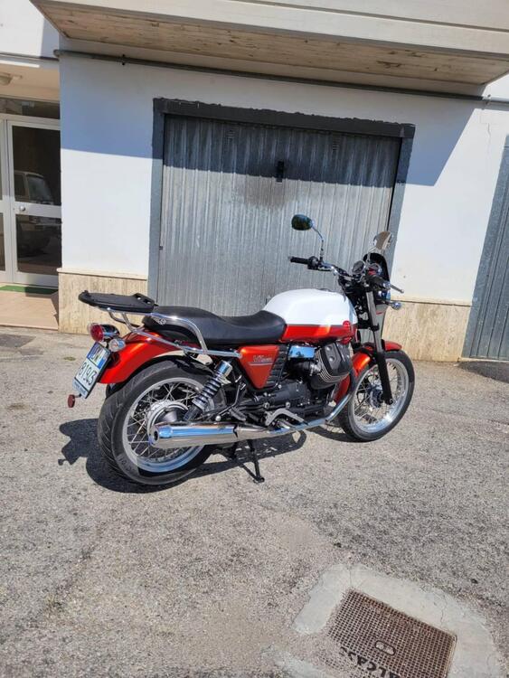 Moto Guzzi V7 Special (2012 - 14)