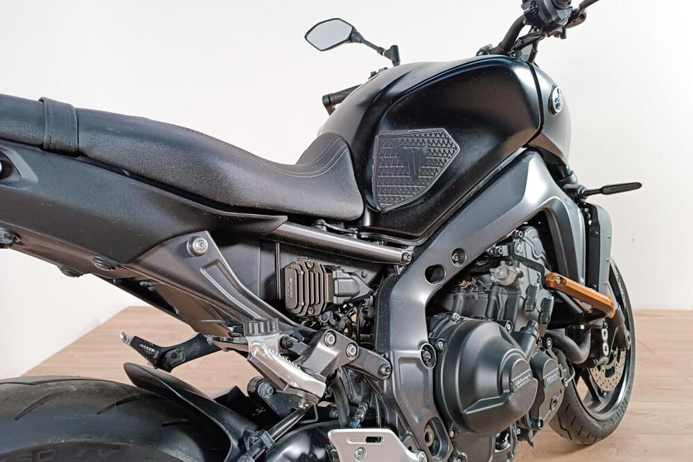 Yamaha MT-09 (2021 - 23) (4)