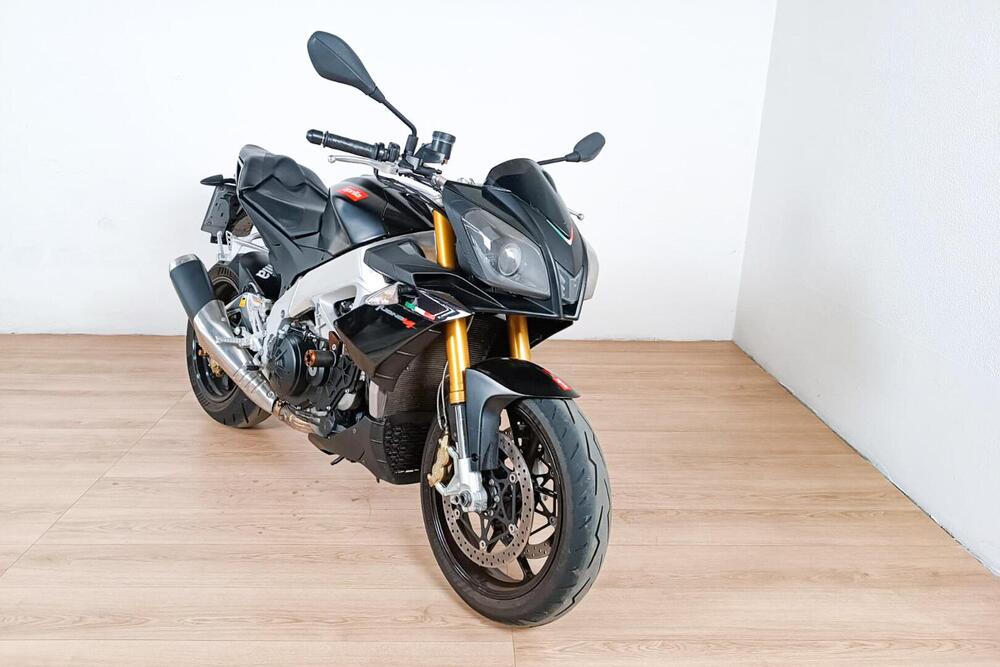 Aprilia Tuono 1000 (2)