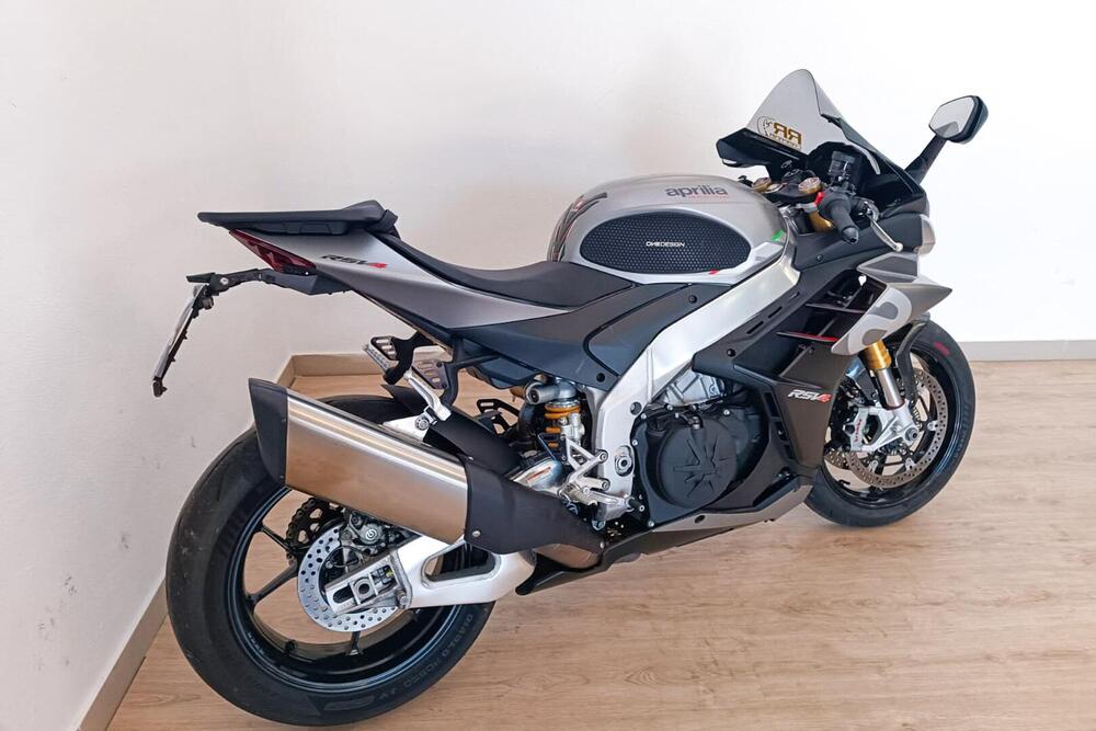 Aprilia RSV4 1100 (2021 - 24) (3)