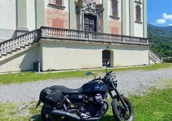 Moto Guzzi V7 Stone (2021 - 24) usata