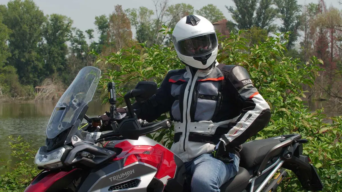 SENA OUTRIDE, il casco integrale con interfono integrato Bluetooth 5.1 [VIDEO] (6)