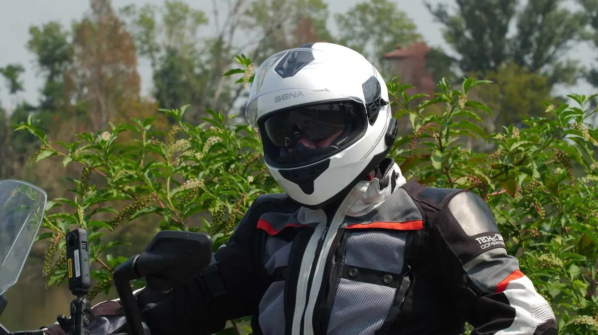 SENA OUTRIDE, il casco integrale con interfono integrato Bluetooth 5.1 [VIDEO] (5)