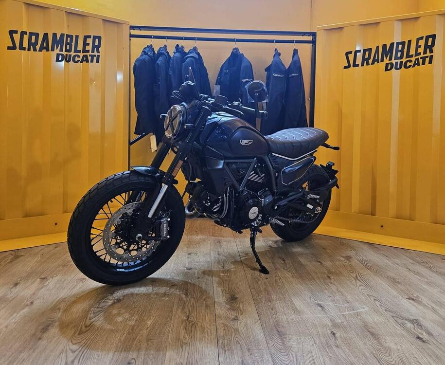 Ducati Scrambler 800 Night Shift (2023 - 24)