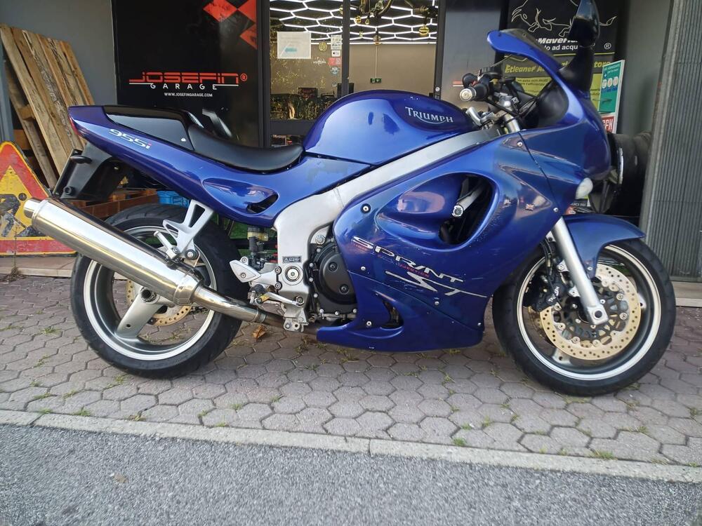 Triumph Sprint 955 ST