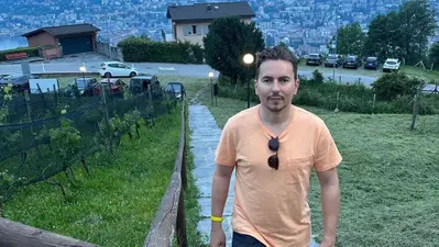 MotoGP 2024. Jorge Lorenzo &egrave; sicuro: "Marc Marquez &egrave; condizionato dall'infortunio ma pu&ograve; vincere un altro mondiale"
