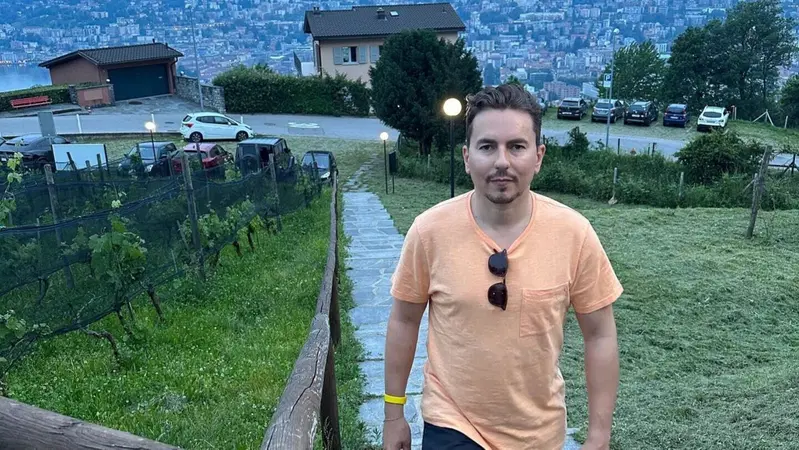 MotoGP 2024. Jorge Lorenzo &egrave; sicuro: "Marc Marquez &egrave; condizionato dall'infortunio ma pu&ograve; vincere un altro mondiale"