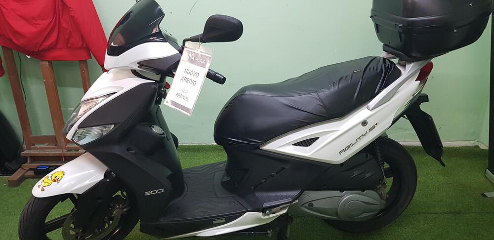 Kymco Agility 200i R16 (2008 - 16) (4)