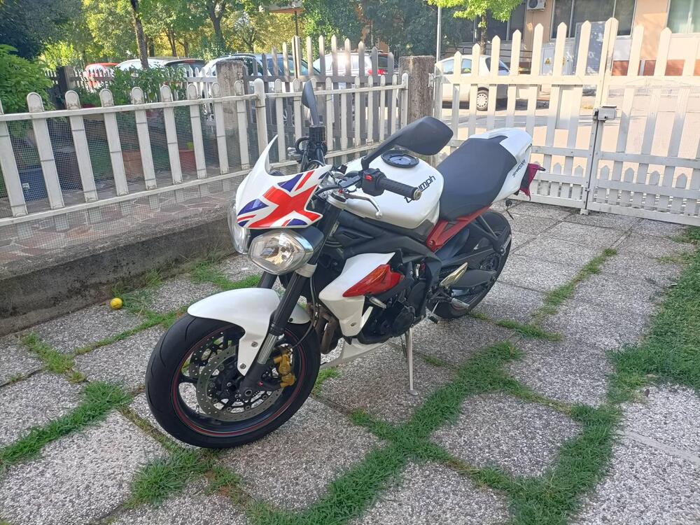 Triumph Street Triple R (2013 - 14) (4)