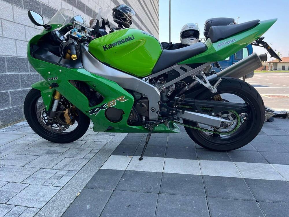 Kawasaki Ninja 636 ZX-6R (2003 - 04) (2)