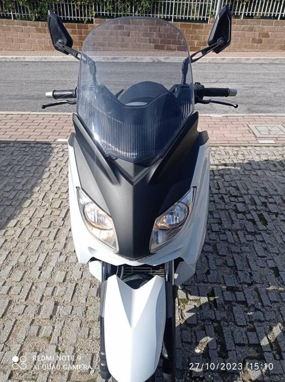 Yamaha X-Max 250 (2010 - 13) (4)