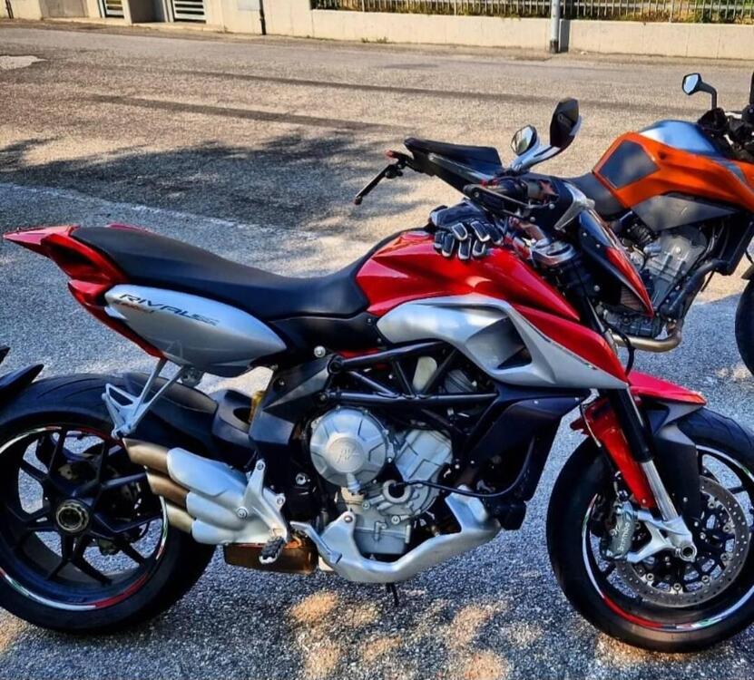 MV Agusta Rivale 800 EAS ABS (2013 -17)