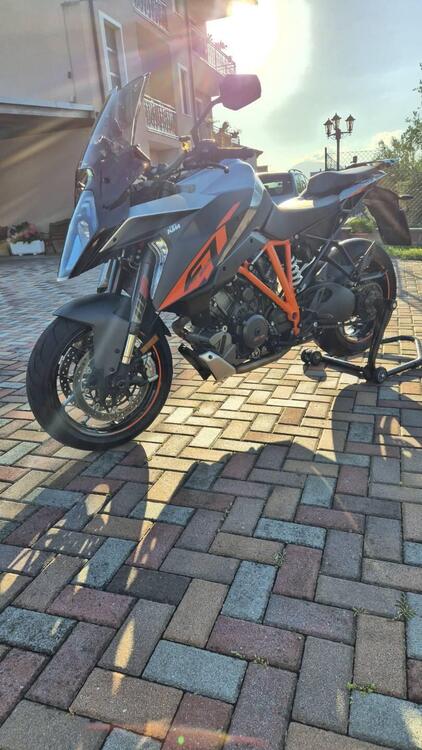 KTM 1290 Super Duke GT ABS (2016 - 18) (2)