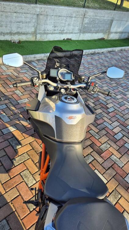 KTM 1290 Super Duke GT ABS (2016 - 18) (4)