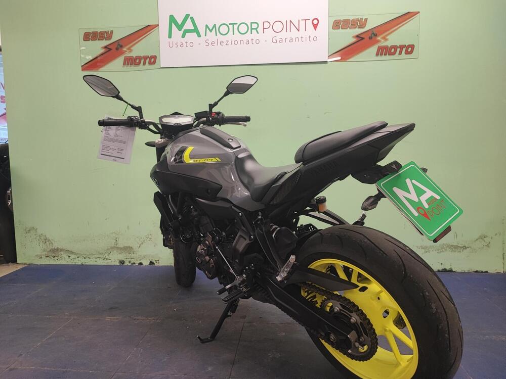 Yamaha MT-07 (2014 - 16) (3)