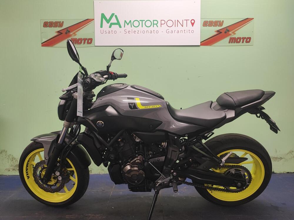 Yamaha MT-07 (2014 - 16) (4)