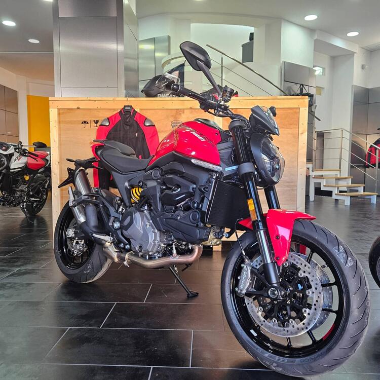 Ducati Monster 937 + (2021 - 24) (5)