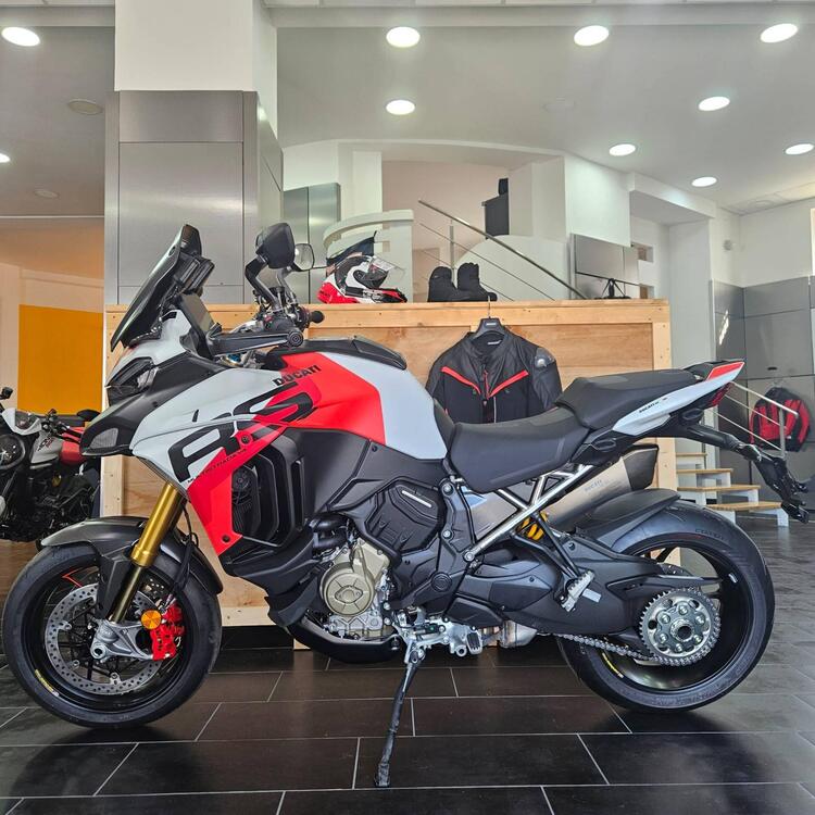 Ducati Multistrada V4 RS (2024) (2)