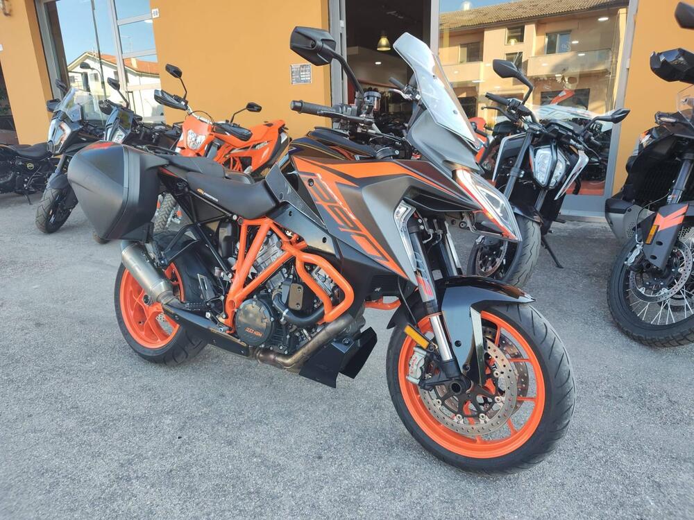 KTM 1290 Super Duke GT (2019 - 20) (3)