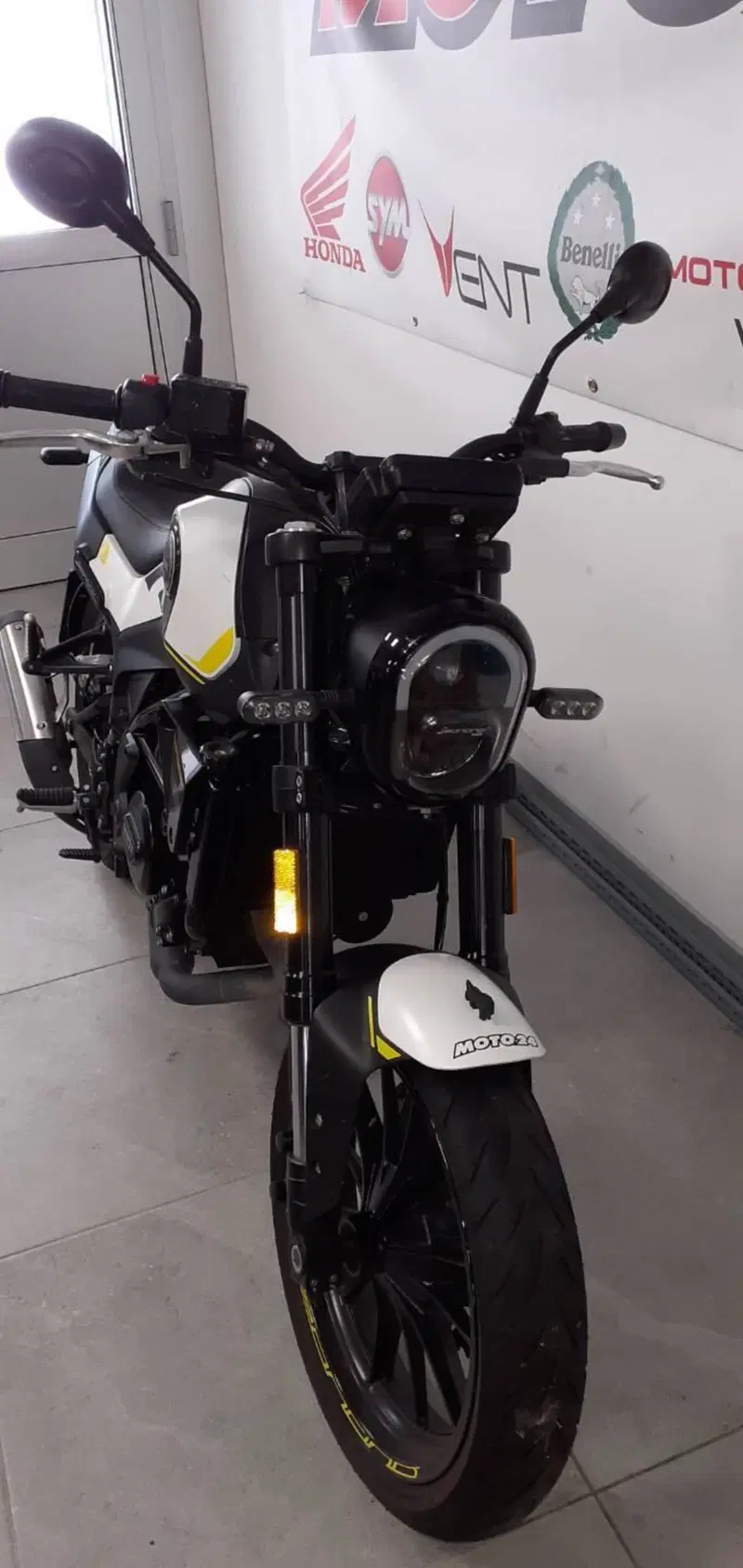 Benelli Leoncino 250 (2021 - 25) (2)