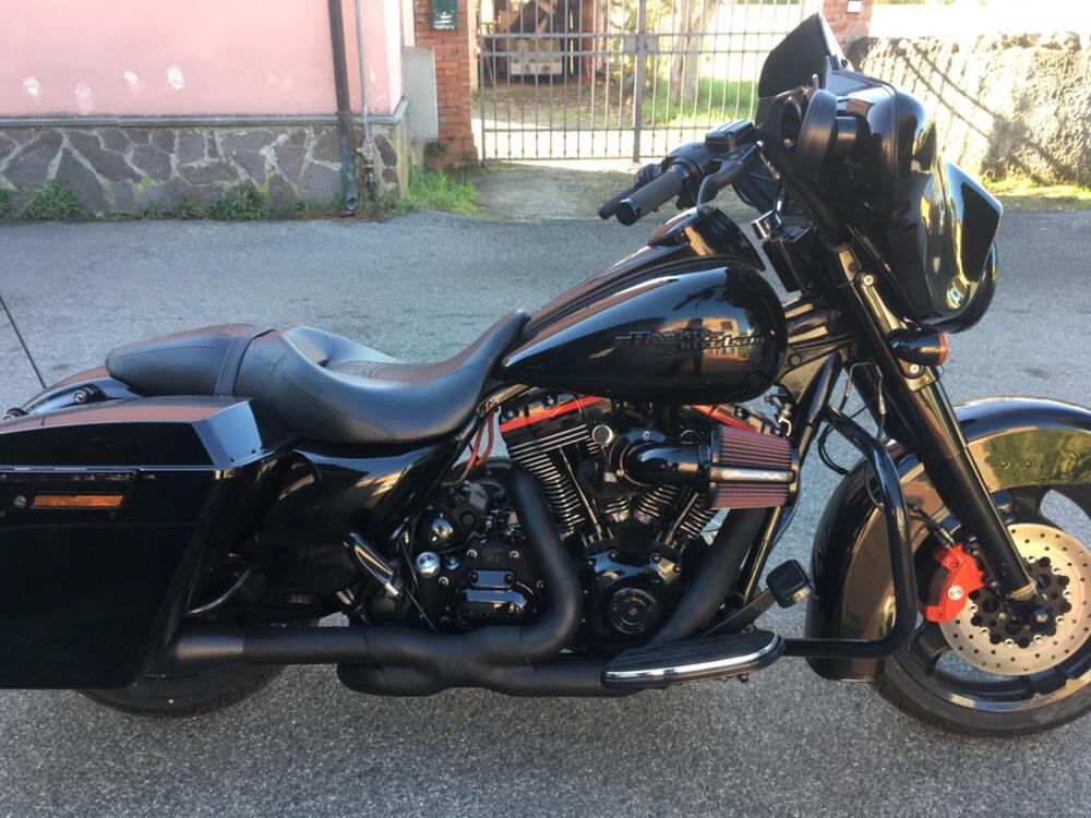 Harley-Davidson 107 Street Glide (2017 - 19) - FLHX (5)