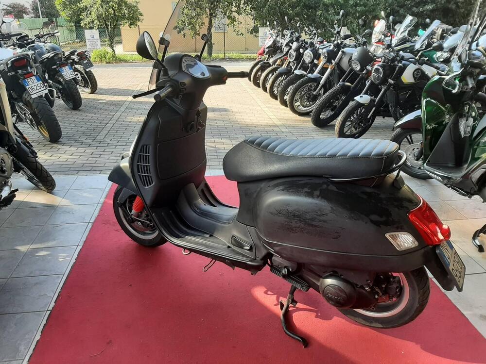 Vespa GTS 300 (2010 - 14) (3)