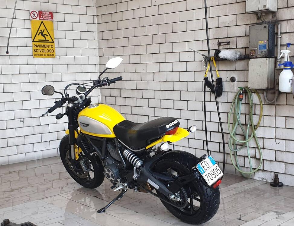 Ducati Scrambler 800 Icon (2015 - 16) (4)