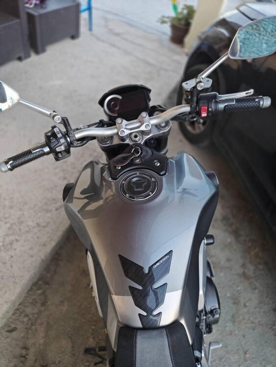 Honda CB 1000 R + Neo Sport Cafè (2019 - 20) (2)