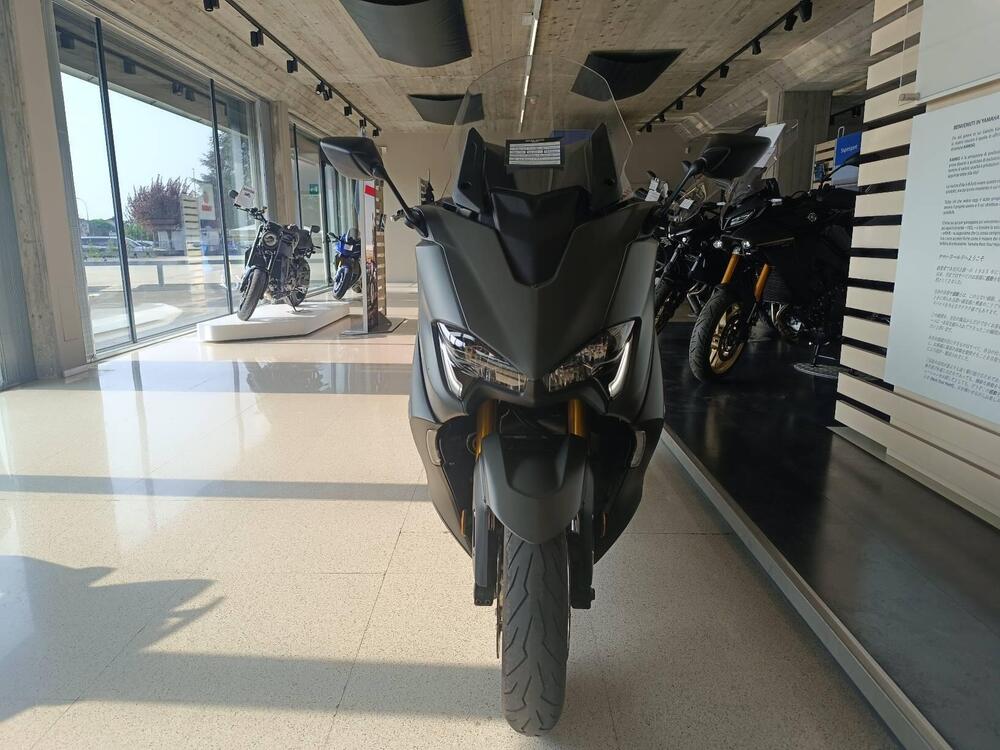 Yamaha T-Max 560 Tech Max (2021) (4)