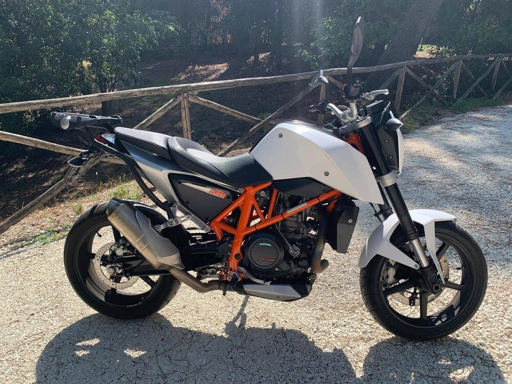 KTM 690 Duke (2012 - 16) (2)