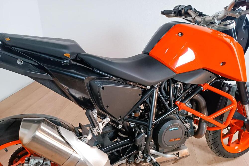 KTM 690 Duke (2012 - 16) (4)